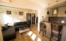 Ahoy Belgrade Luxury Apartment